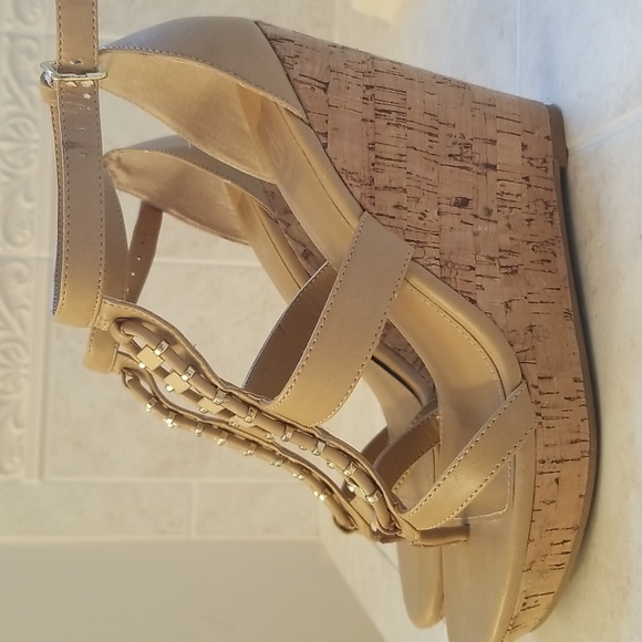 Dolce Vita Wedge sandals - Picture 2 of 5